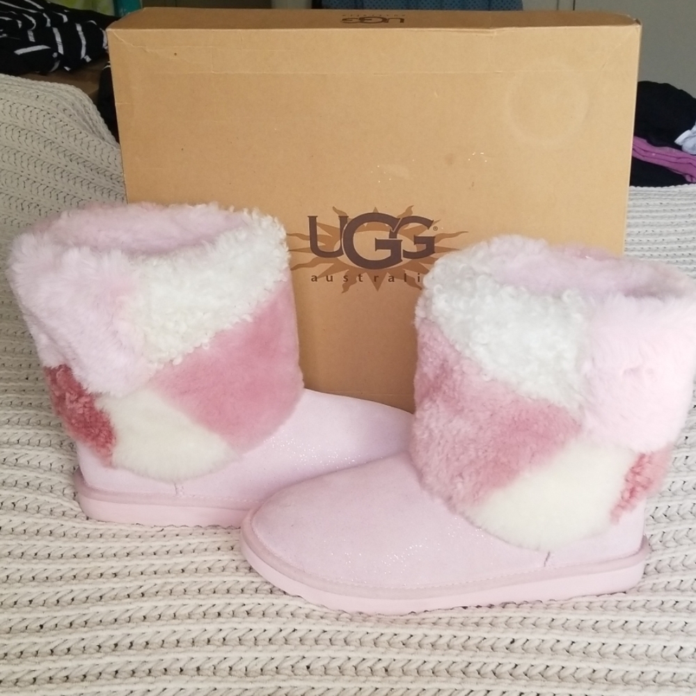 *NIB*UGG Classic Short Pink Patchwork*Authentic*